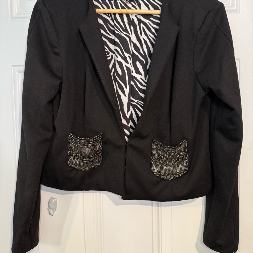 Elegant Black Women's Jacket with Embellished Pockets
